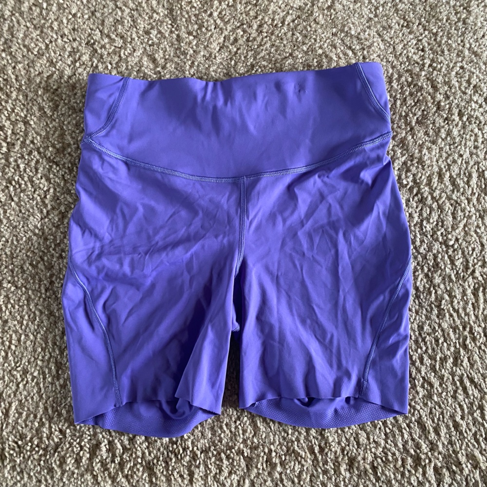 Lululemon Base Pace High-Rise Short 6"
Charged Indigo - Picture 3 of 5